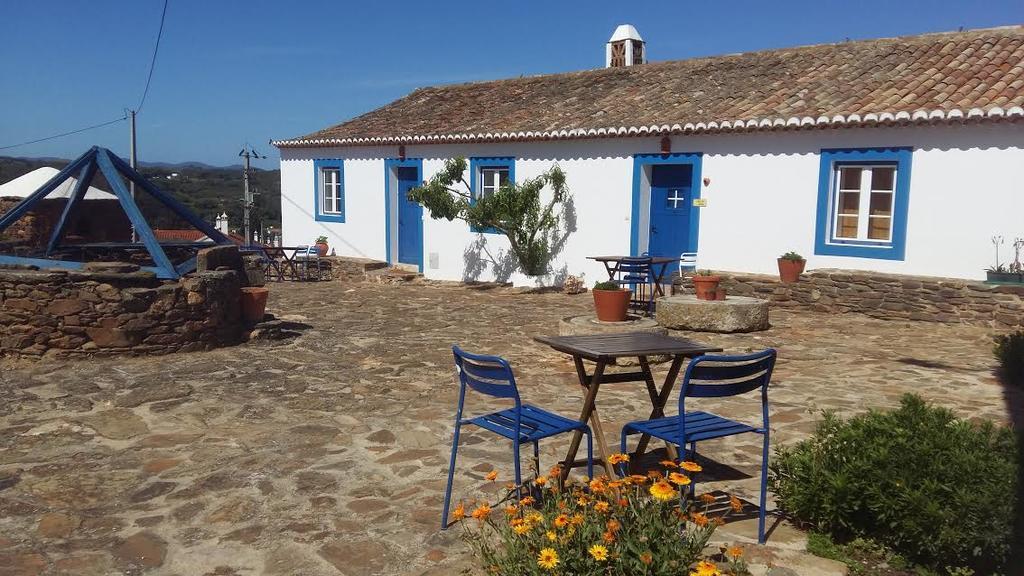 Herdade Do Azinhal Санта-Клара-а-Велья Экстерьер фото